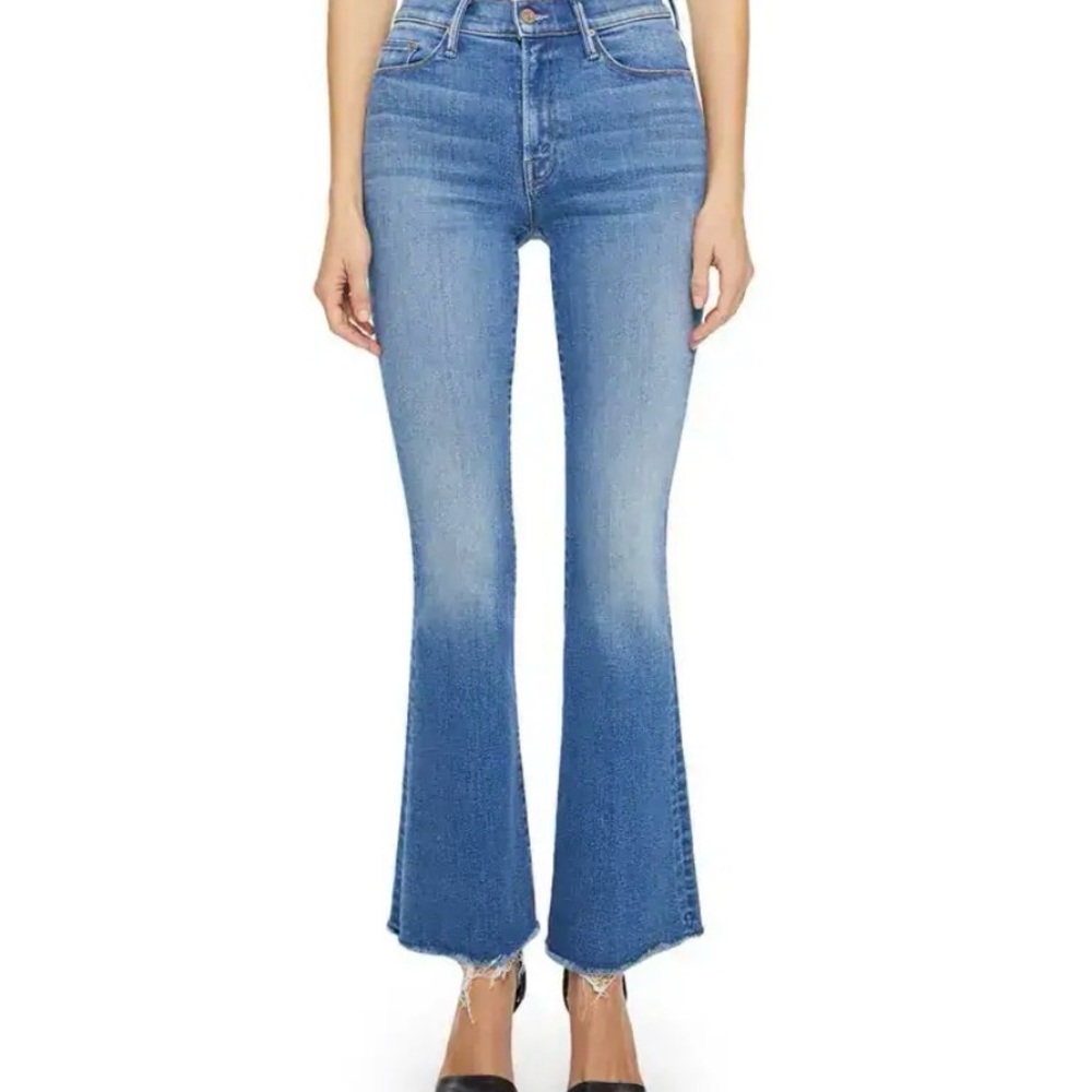 High-Rise The Weekender Flair. Wash Meet Cute. Size 29